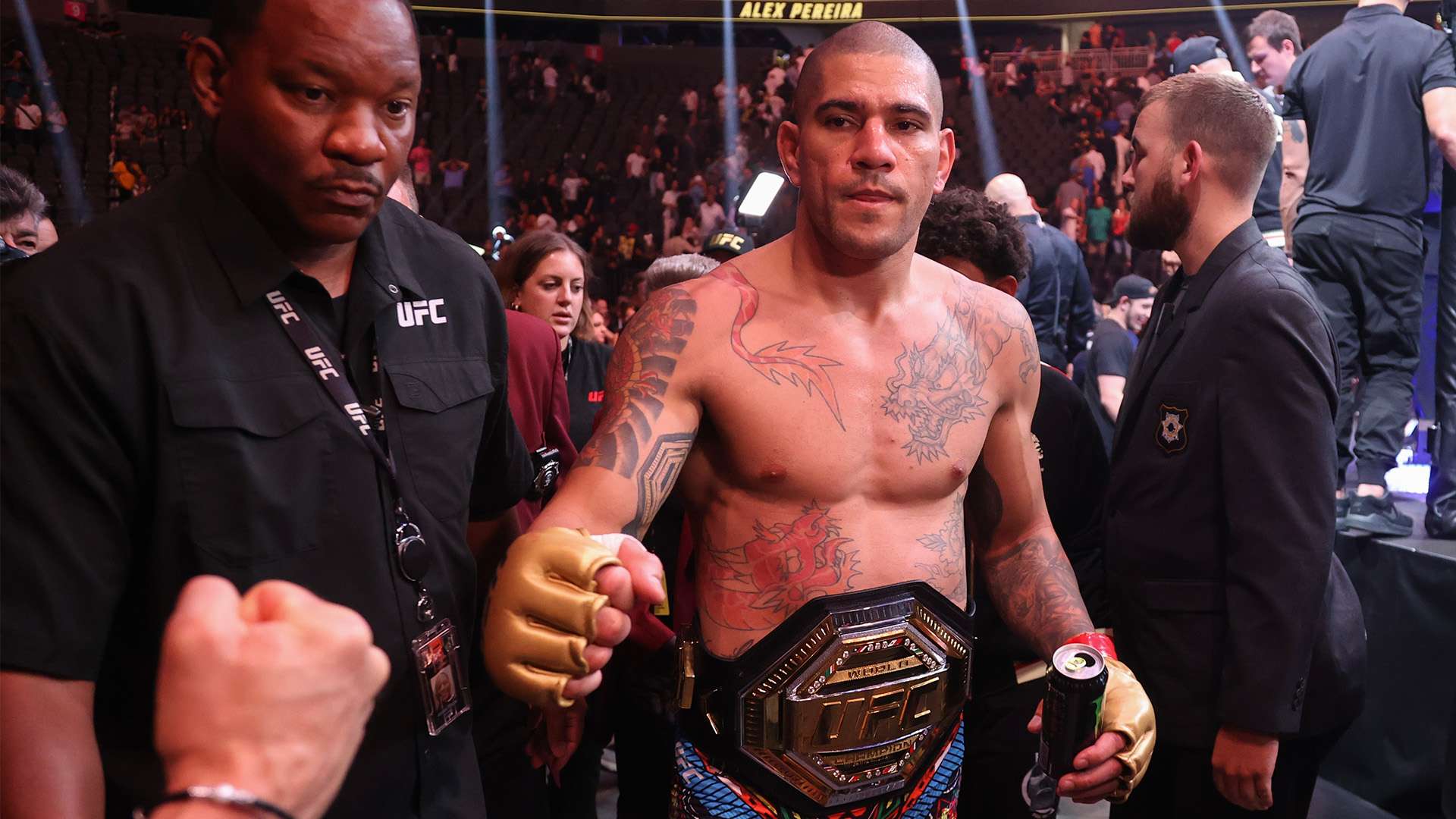 性表现得尤 性表现得尤